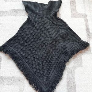 BLACK CABLE KNIT PONCHO